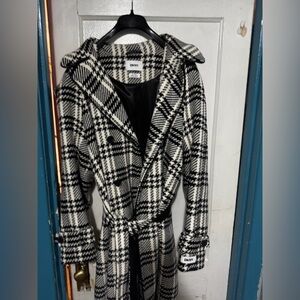 DKNY Plaid Trench Coat in Black and White